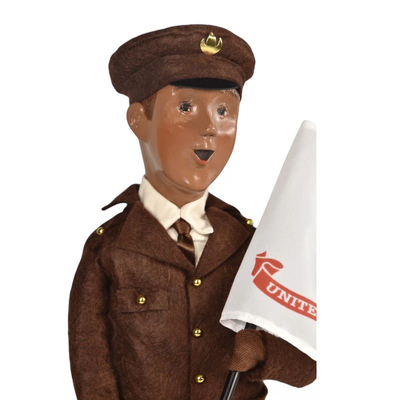 Byers’ Choice African American Army Man Caroler – Military Collection - Image 2