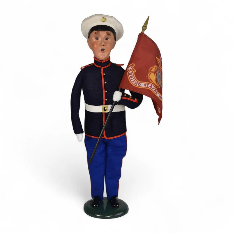 Byers’ Choice Marine Man Caroler – Military Collection - Image 3