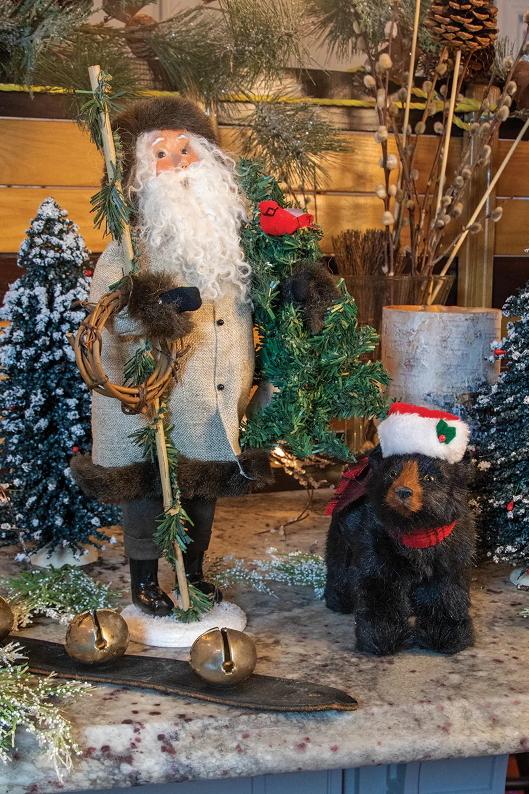 Byers’ Choice Rustic Santa Caroler - Image 4