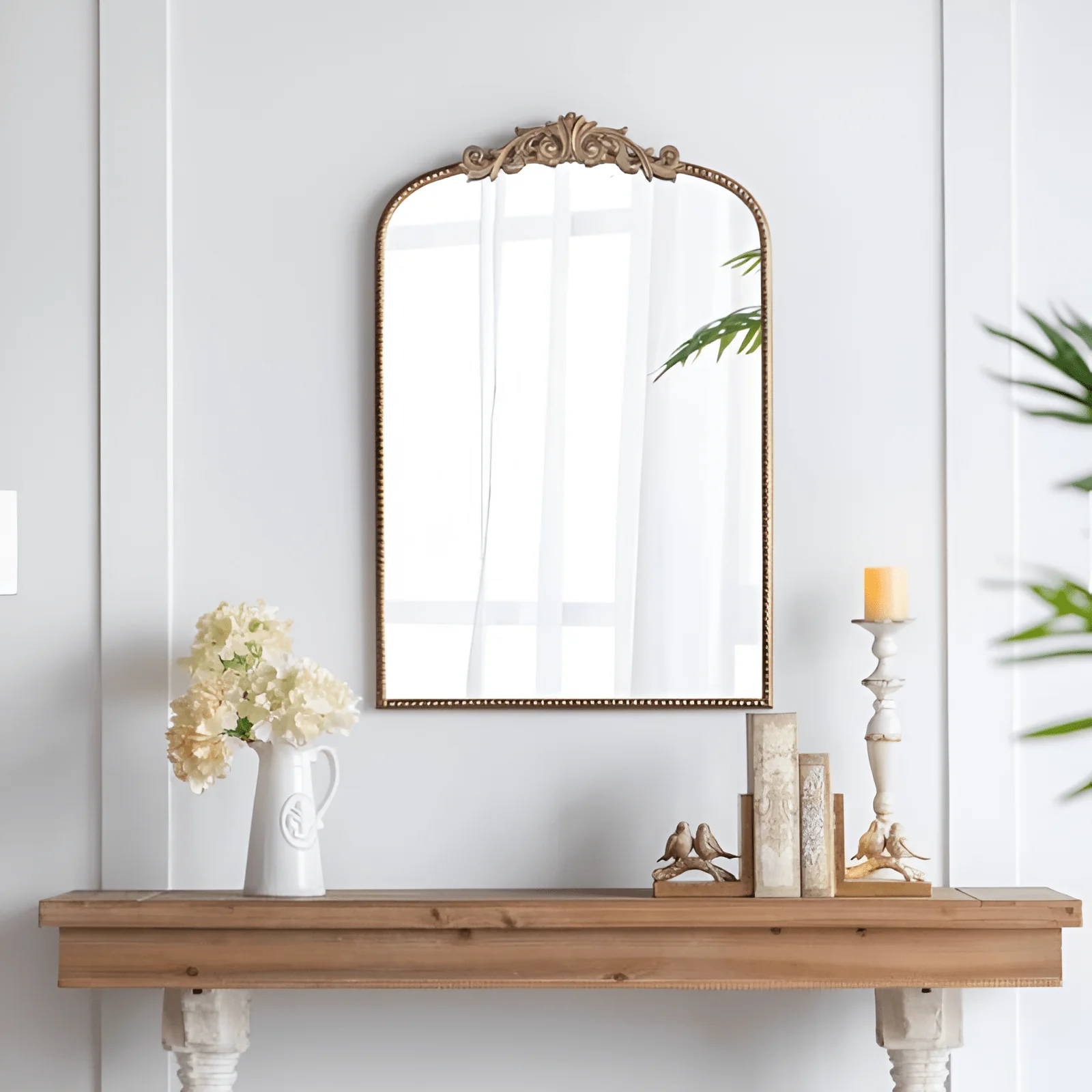 Versailles Arched Gold Mirror