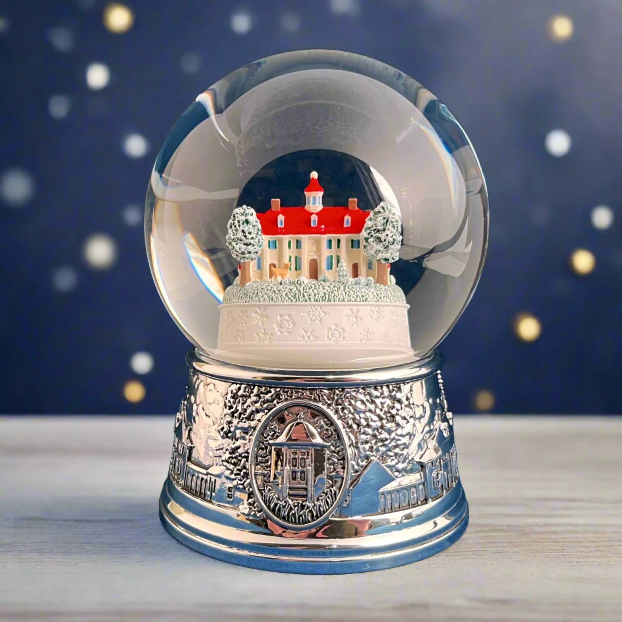 Mount Vernon Musical Snow Globe - Image 4