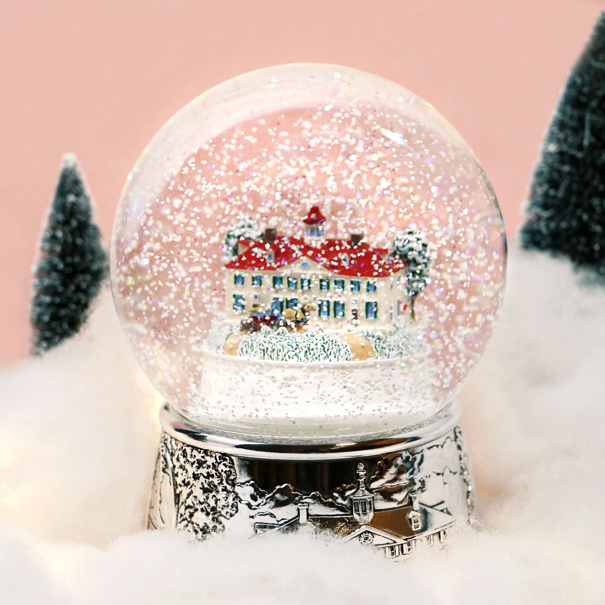 Mount Vernon Musical Snow Globe - Image 7